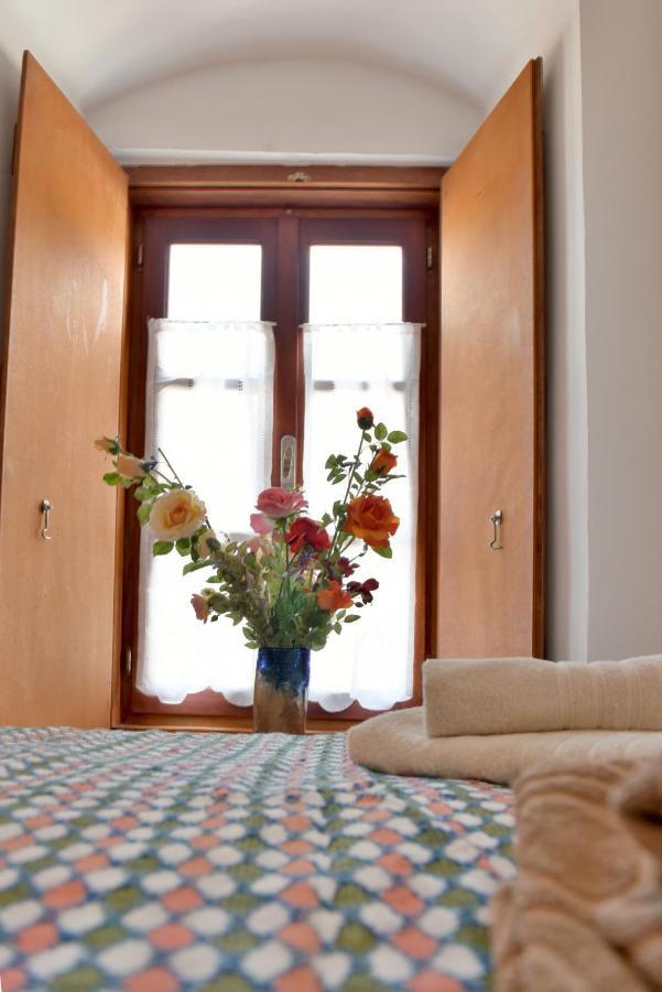 Grandmas Guest House 이드라 외부 사진