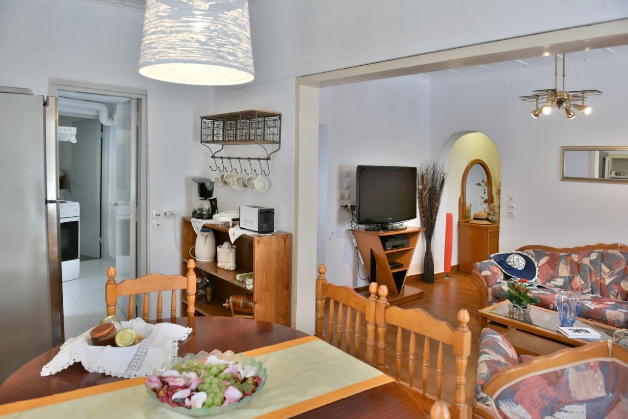 Grandmas Guest House 이드라 외부 사진